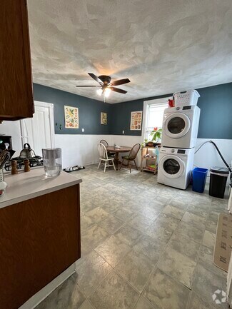 Building Photo - 248 Cypress St