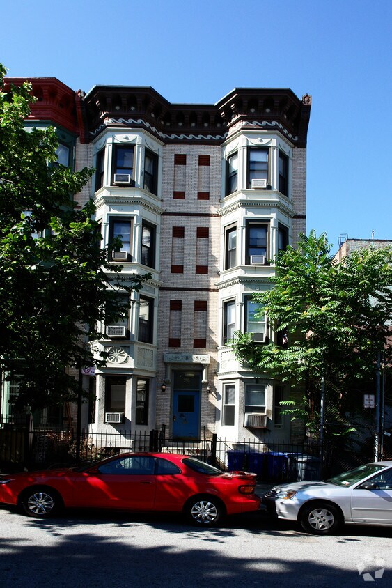 Primary Photo - 296 12th St