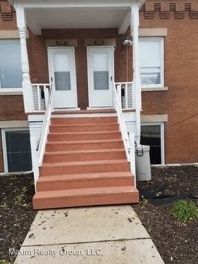 Primary Photo - 1517 Vinton St