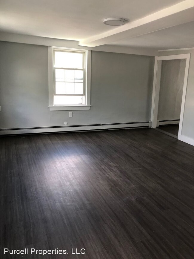 Foto del edificio - 1 br, 1 bath Apartment - 21 Main St