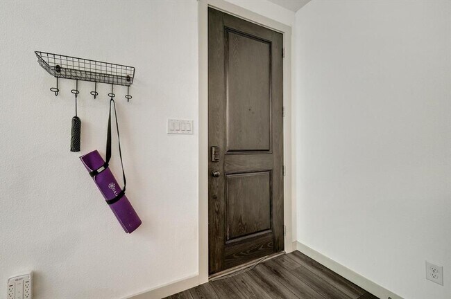 Foto del edificio - 1213 Casselberry Dr