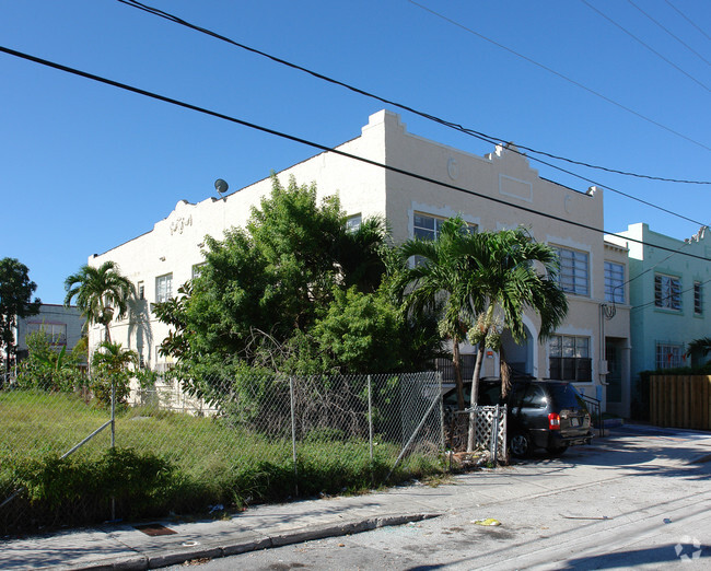 Building Photo - Miller Apartments