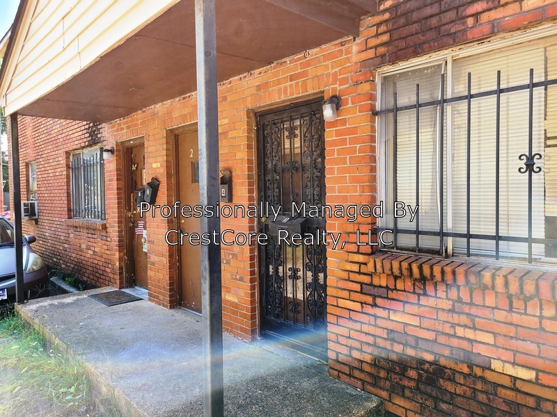 Primary Photo - 233 N Bellevue Blvd