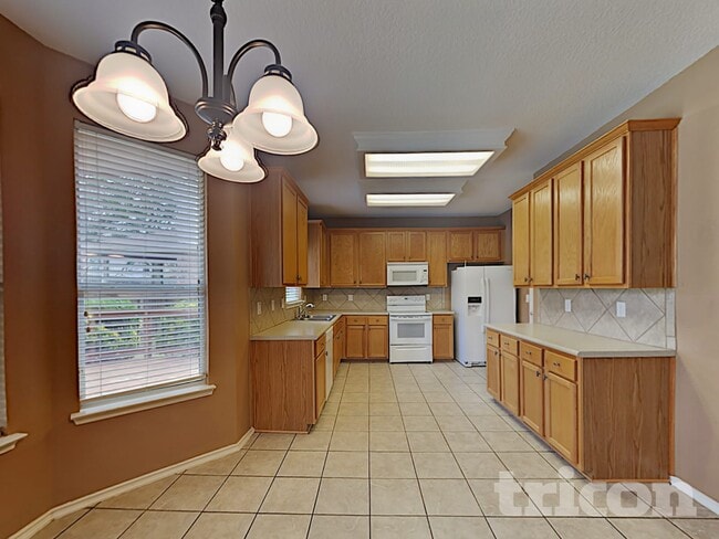 Building Photo - 2545 Sir Barton Bay Dr