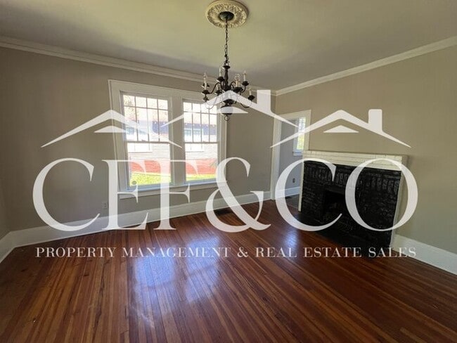 Building Photo - Adorable 3 bedroom 1 bathroom home now ava...