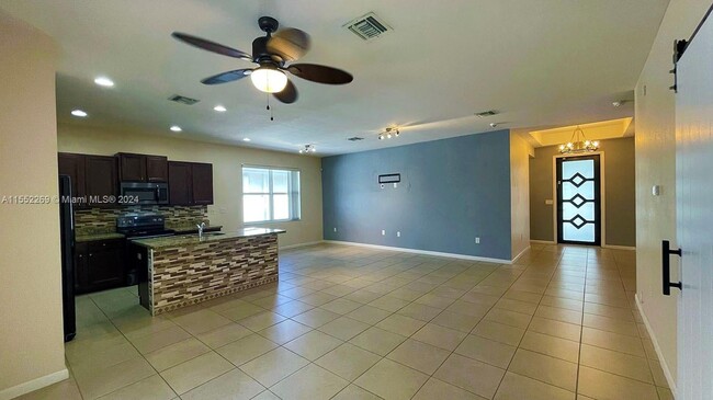 Foto del edificio - 22912 SW 115th Ct