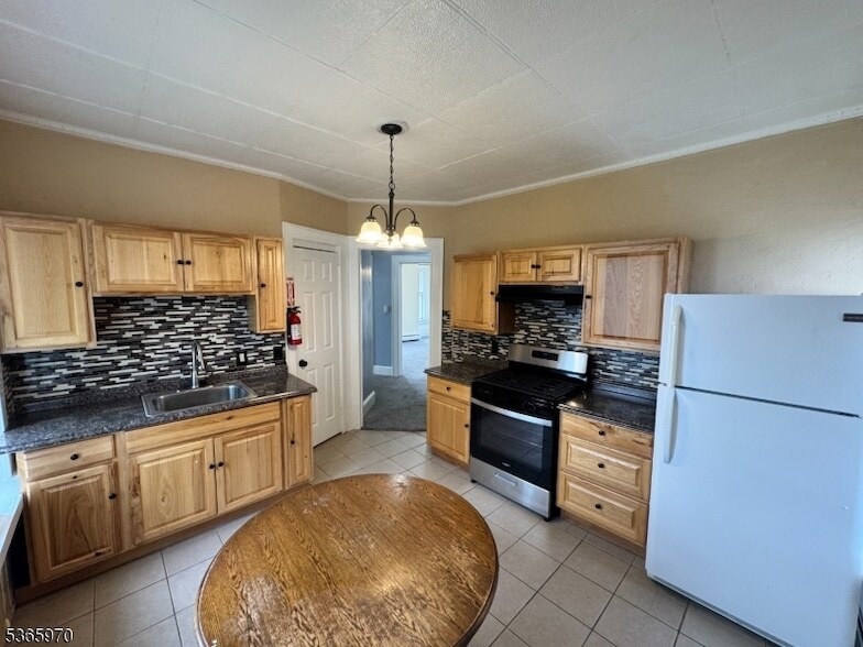 Primary Photo - 156 Brown Ave