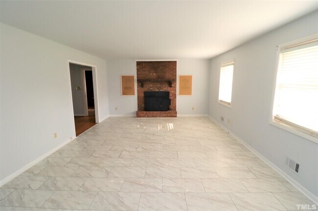 Foto del edificio - 1112 SE Maynard Rd