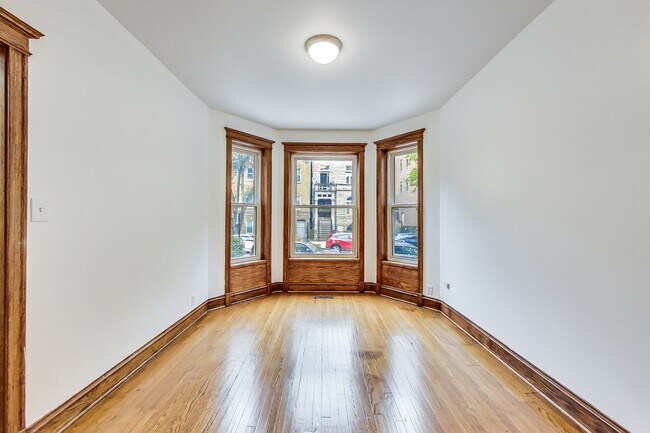 Foto del edificio - 3515 N Wilton Ave