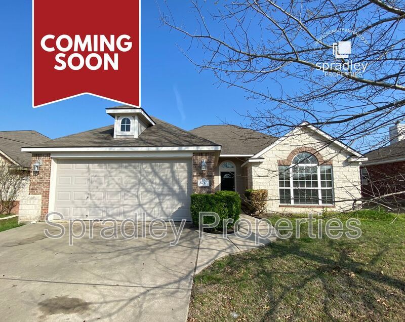 Foto principal - 5717 Alexandria Dr