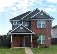 Building Photo - 4119 McFarland Dr