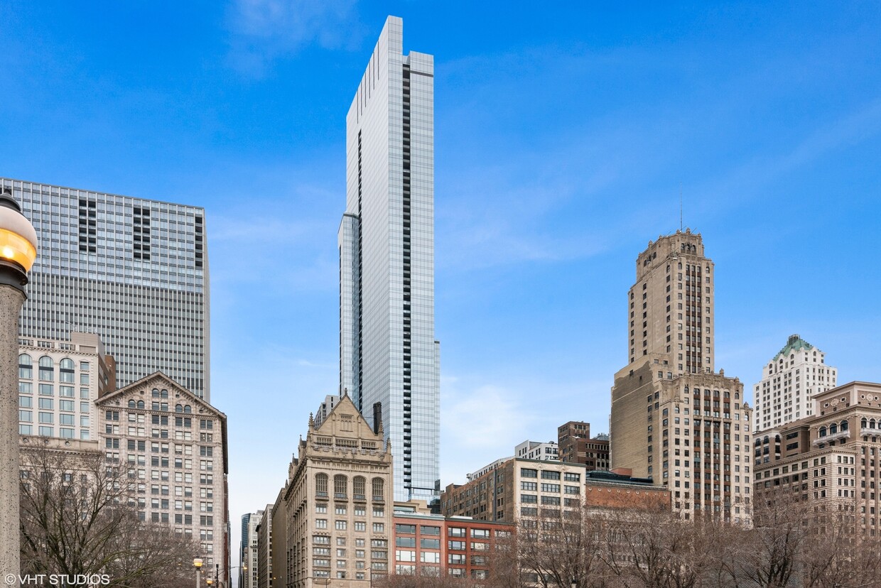 Foto principal - 60 E Monroe St