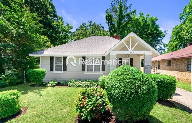 Beautiful Midtown Bungalow- Fully Updated! - Beautiful Midtown Bungalow- Fully Updated! House