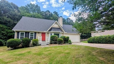 Building Photo - 4635 Hampton Square Dr