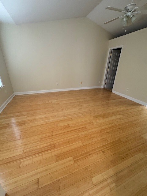 Building Photo - 4037 Banoak St