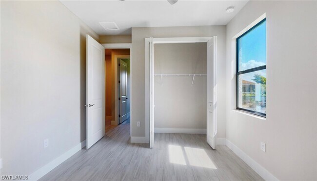 Foto del edificio - 2512 NW 4th St