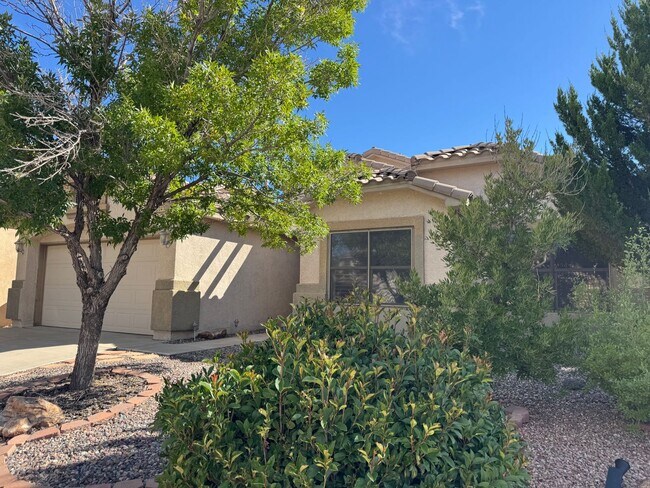 Foto del edificio - Spacious Home in Ventana Ranch
