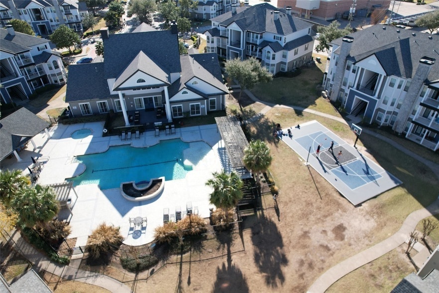 Photo - 15000 W Airport Boulevard Unit