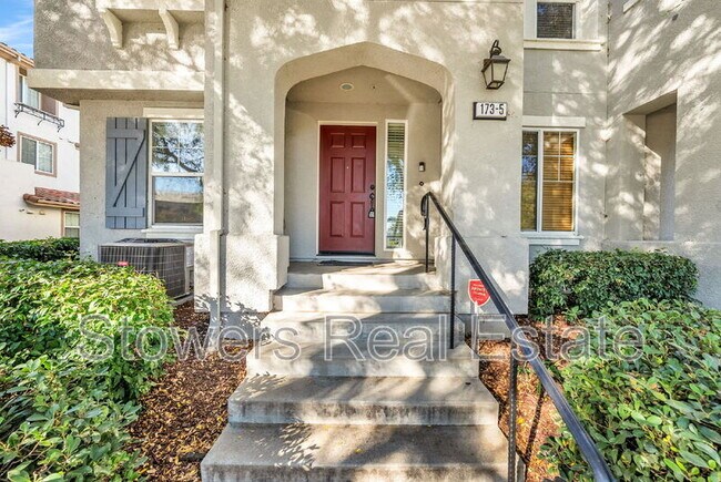 Foto del edificio - 173 Heligan Ln