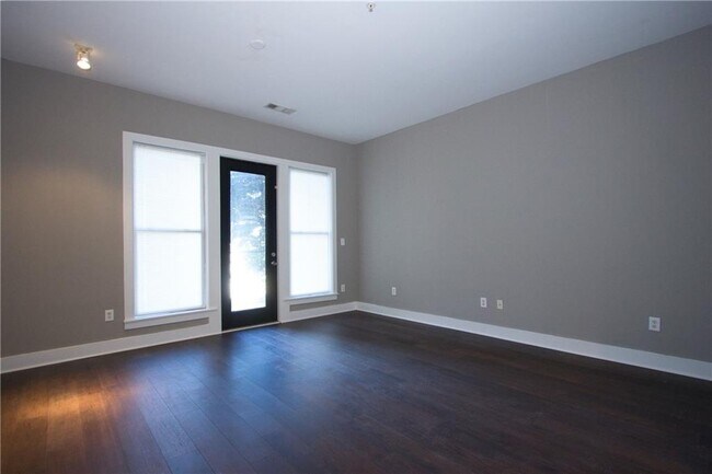 Foto del edificio - 1195 Milton Terrace SE