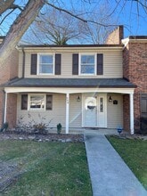 Building Photo - 554 Isley Pl
