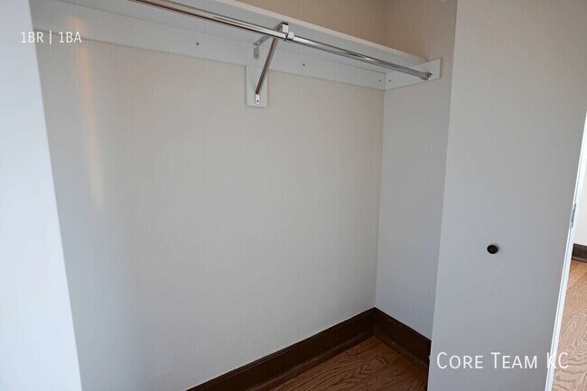 Foto del edificio - 315 E 39th St