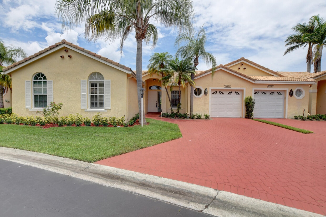 Primary Photo - 17215 Boca Club Blvd