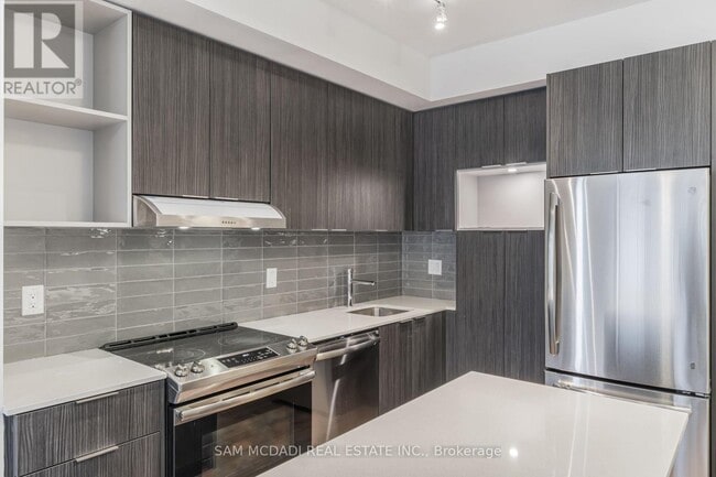 Building Photo - 2520 Eglinton Ave W