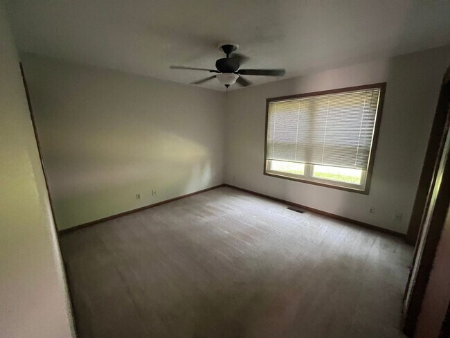 Foto del edificio - 3 Bedroom Home