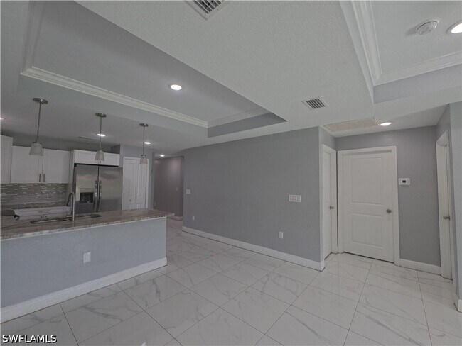 Foto del edificio - 131 Gilbert Ave S