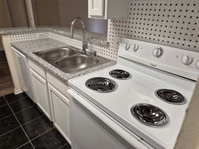 Foto del edificio - 10847 Braes Bend Dr