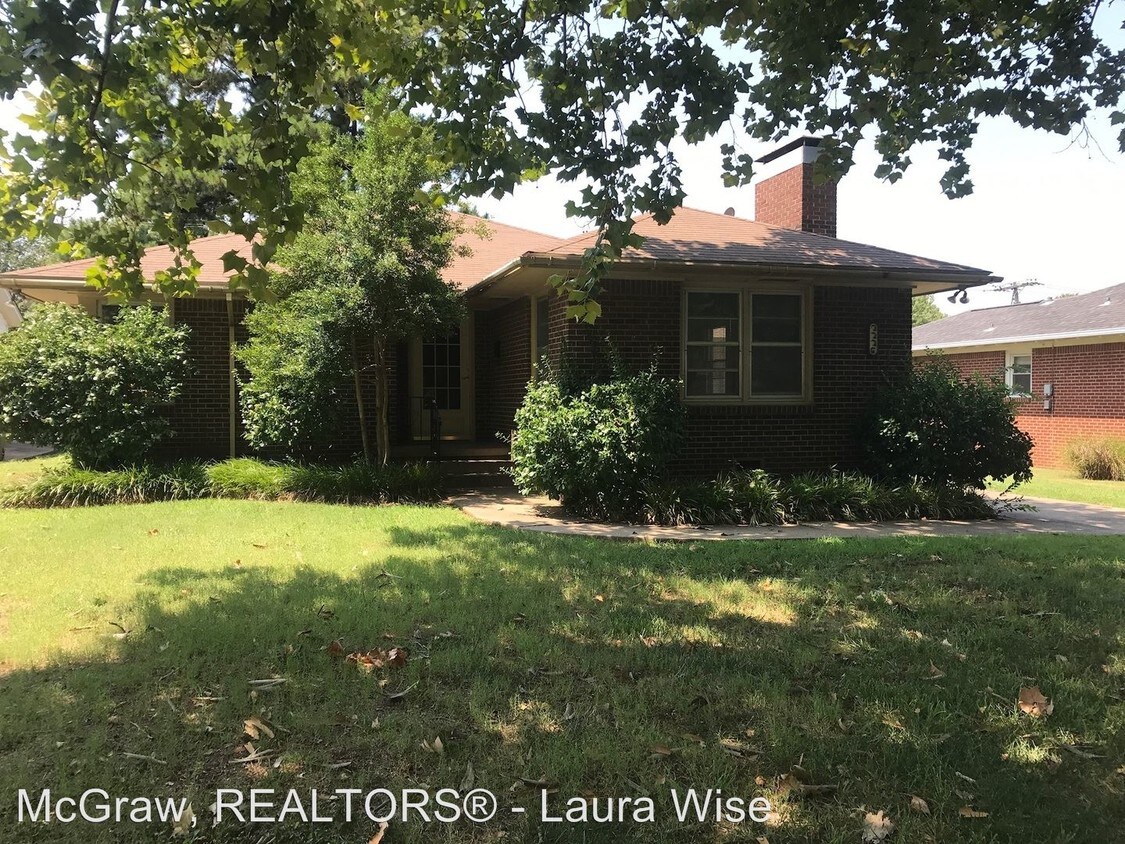 Foto principal - 2226 S Florence Pl