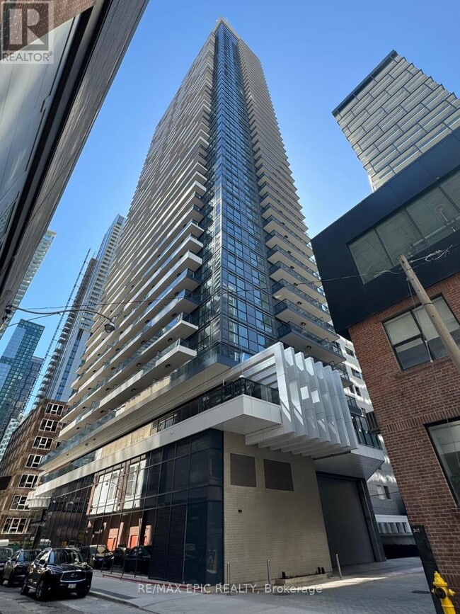 Building Photo - 38 Widmer St