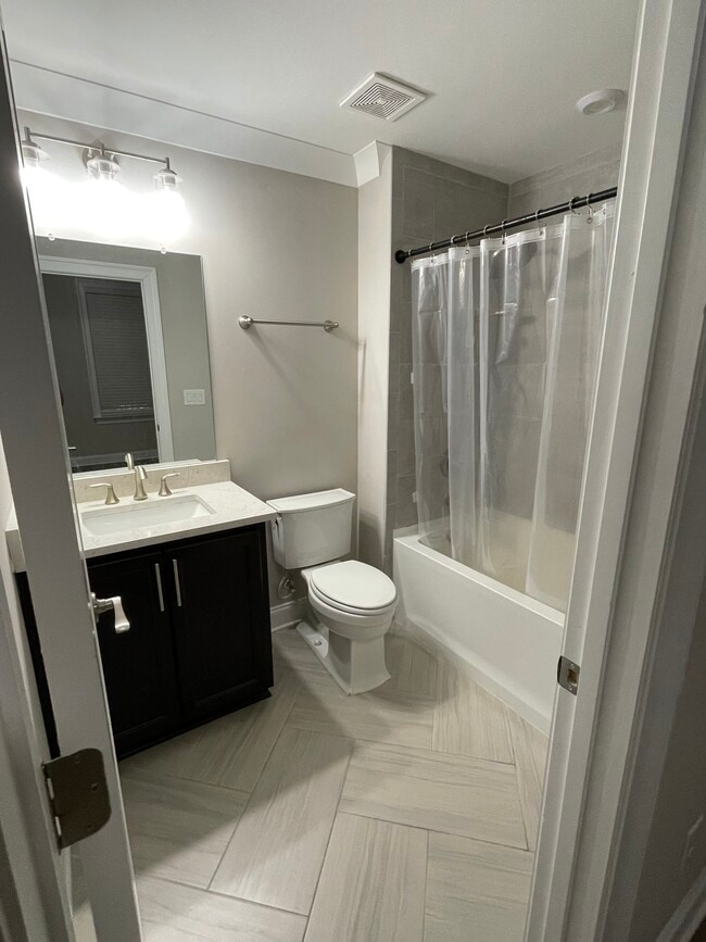 Ground Floor Bathroom - 707 Brennan Dr