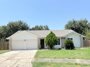 Building Photo - 2411 Gunston Ct