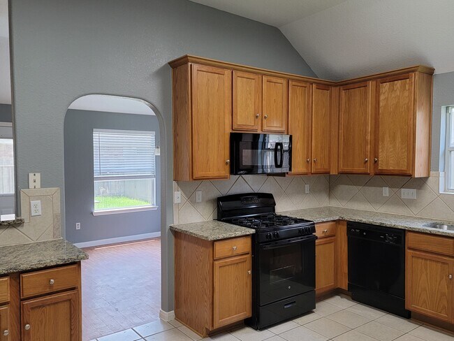 granite countertops - 21563 Lexor Ct