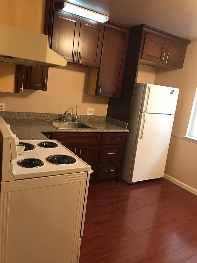Foto principal - 2211 Deborah Dr