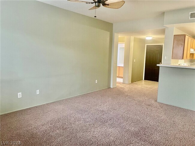 Foto del edificio - 2325 Windmill Pkwy