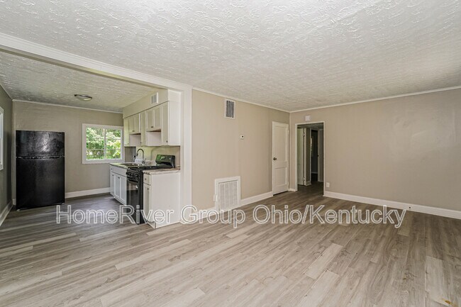 Foto del edificio - 4109 E 106th St