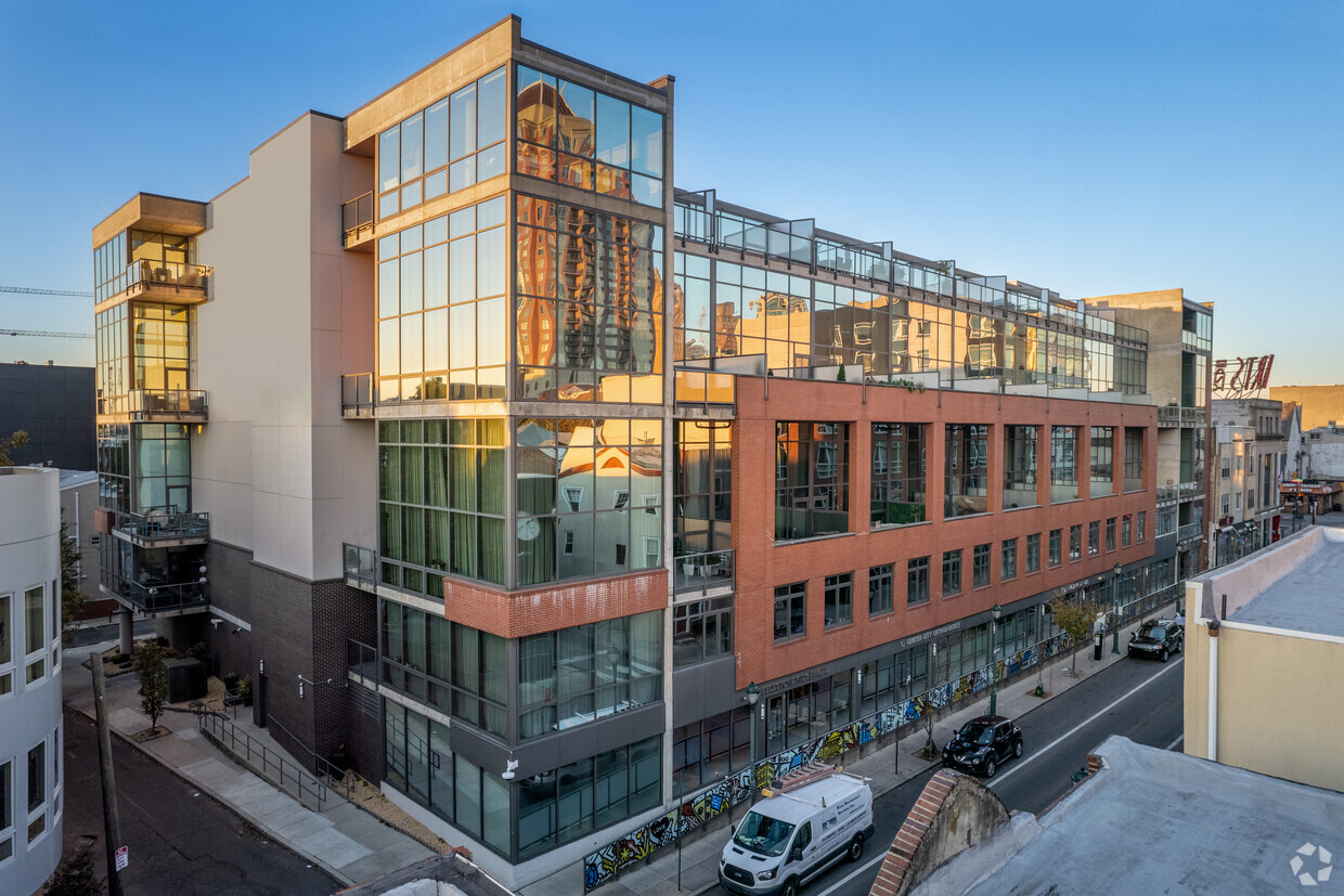 Primary Photo - The Lofts at 1352 South Street