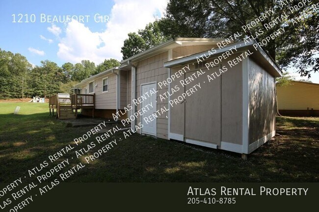 Foto del edificio - 1210 Beaufort Cir