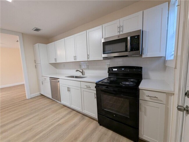 Foto del edificio - 1221 Campbellton Pl SW