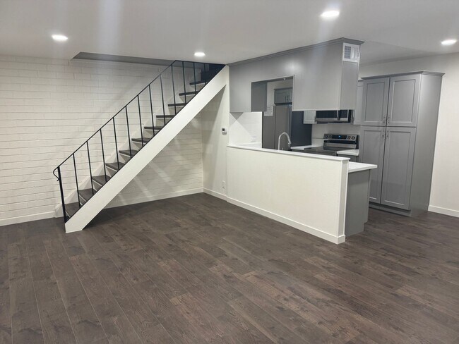 Foto del edificio - Condominium for Rent in Sacramento, CA