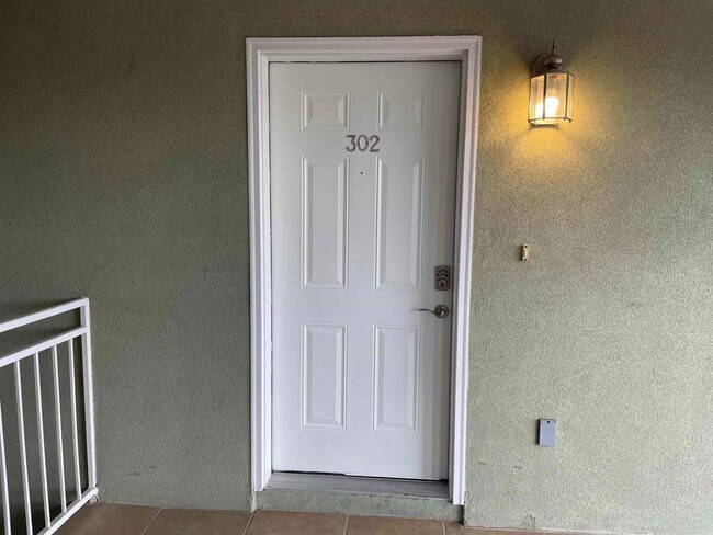 Foto del edificio - 5402 Marcella Ave