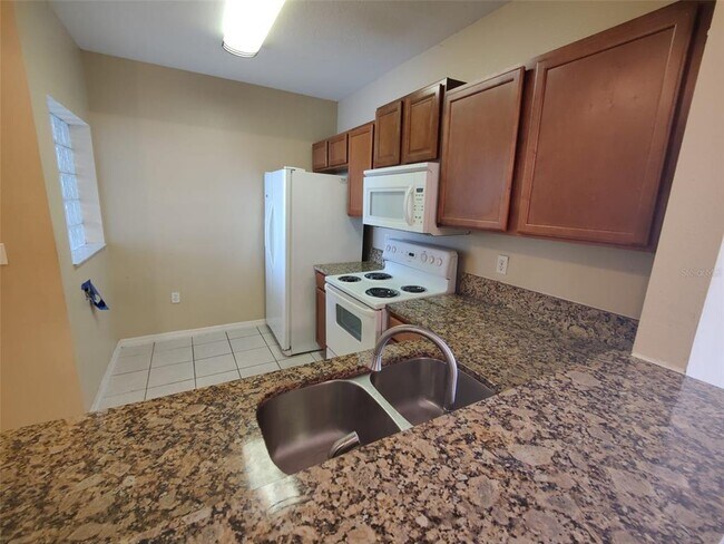Building Photo - 9507 Newdale Way
