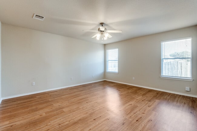 Building Photo - 361 Prickly Pear Dr
