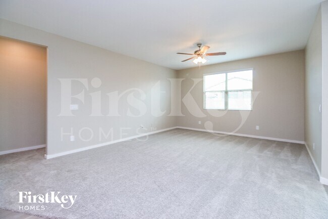 Building Photo - 7177 E Bobwhite Ct