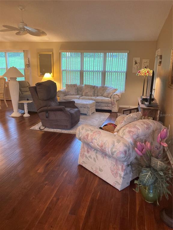 Foto del edificio - 8744 SW 108th Ln Rd