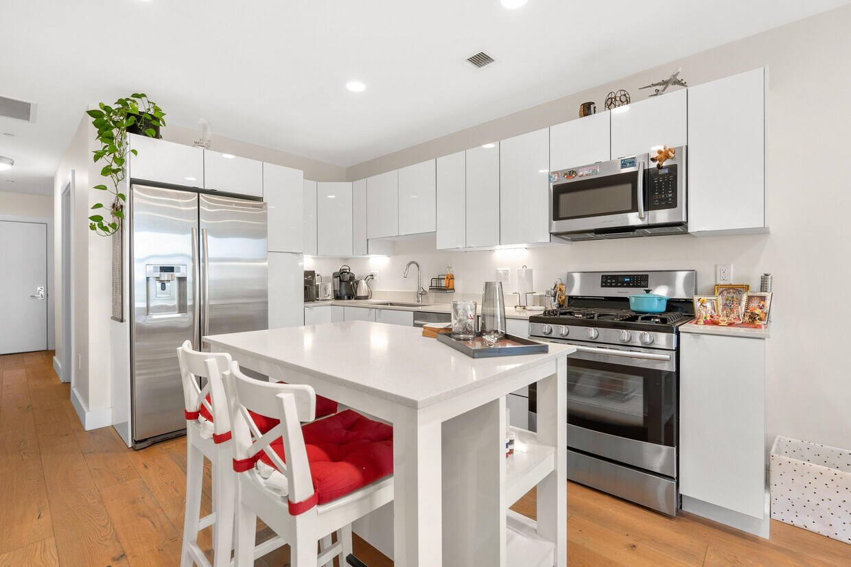 Cocina - 250 Meridian St