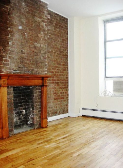 Foto del edificio - 446 W 47th St